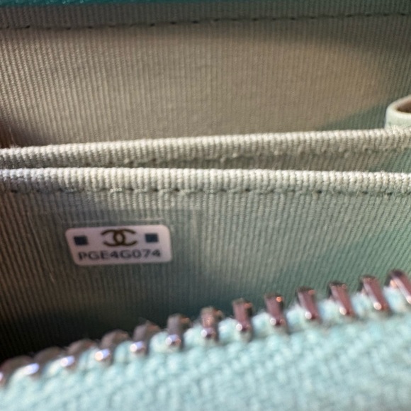 ⭐️🌟⭐️ CHANEL BOY ZIPPED COIN PURSE ⭐️🌟⭐️ NWT 🌟⭐️🌟 - Picture 15 of 16